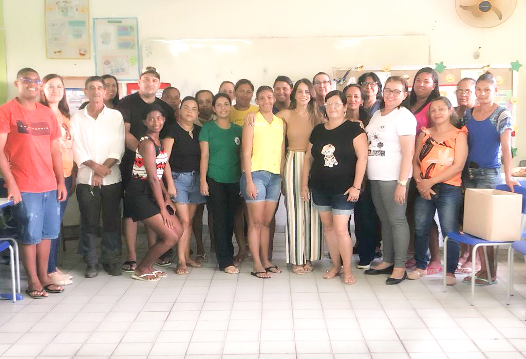 Escola Vasconcelos Brandão realiza reunião sobre participação dos estudantes nas avaliações da Saeb