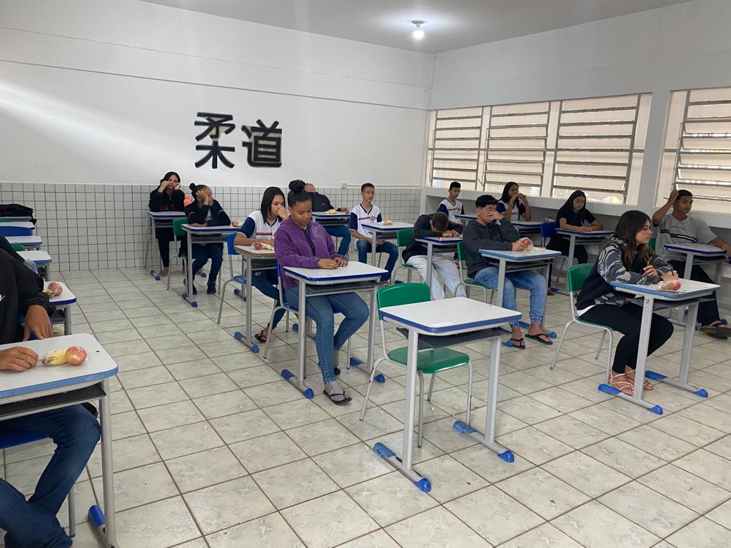 INFORME PUBLICITÁRIO: Alunos de Sumé se preparam para a Avaliação da Educação Básica