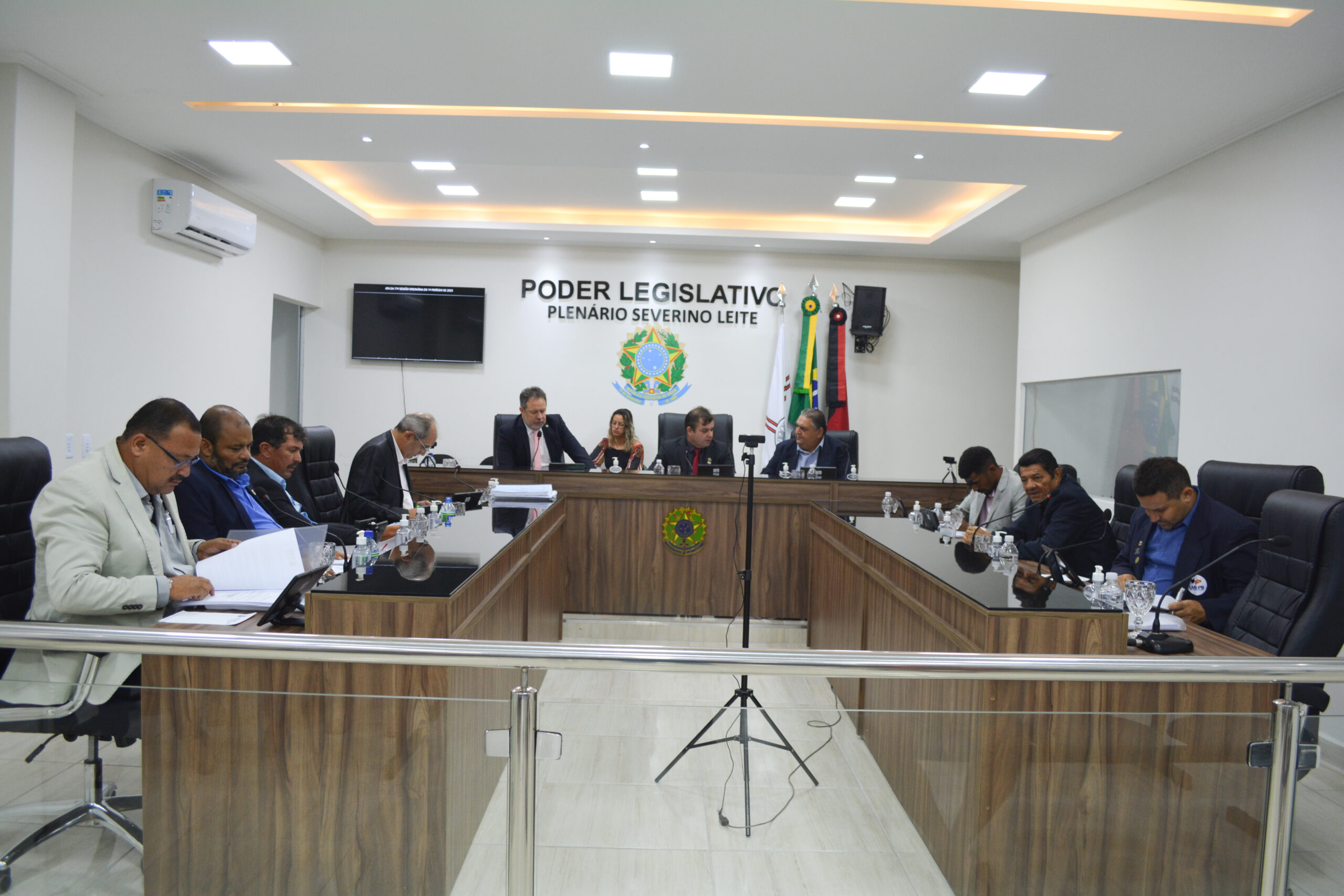 Câmara de Vereadores de Sumé realiza sessão e aprova projetos e requerimentos