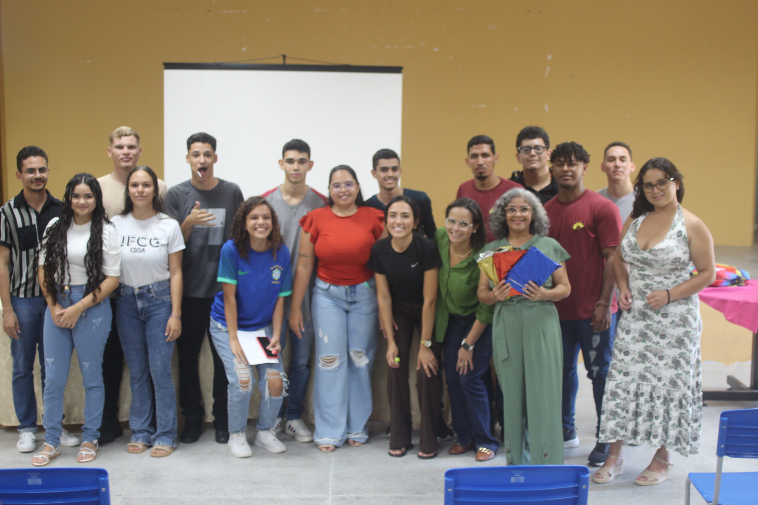 Professora realiza Gincana Filosófica com alunos da ECIT Serra Branca Inácio Antonino