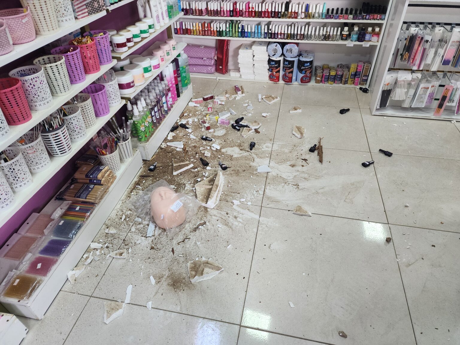 Série de arrombamentos atinge estabelecimentos no centro de Monteiro