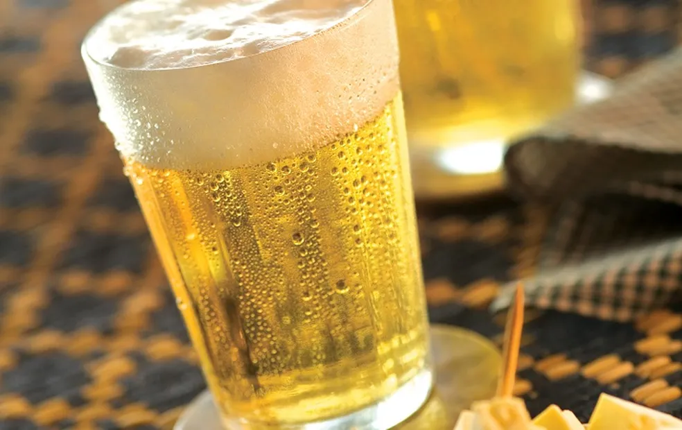 Brasil registra 12 mortes por hora através do consumo de álcool, diz Fiocruz