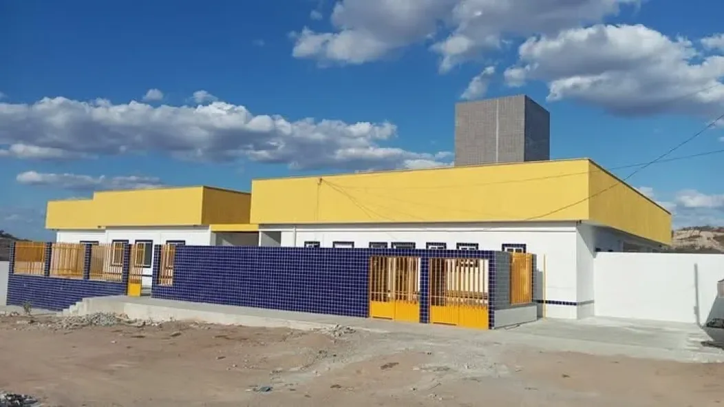 Obras da construção da Creche em Cacimbinha, em São João do Tigre, seguem em ritmo acelerado