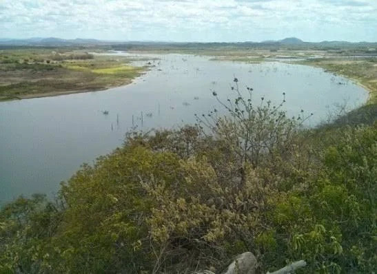 Homem morre após levar choque enquanto tomava banho de açude, na cidade do Congo