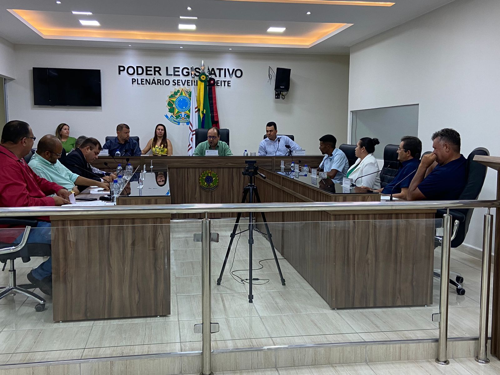 Câmara de Sumé realiza sessão extraordinária e aprova reajuste salarial do Magistério Municipal, ACS e ACE e fixa novo salário mínimo do funcionalismo público