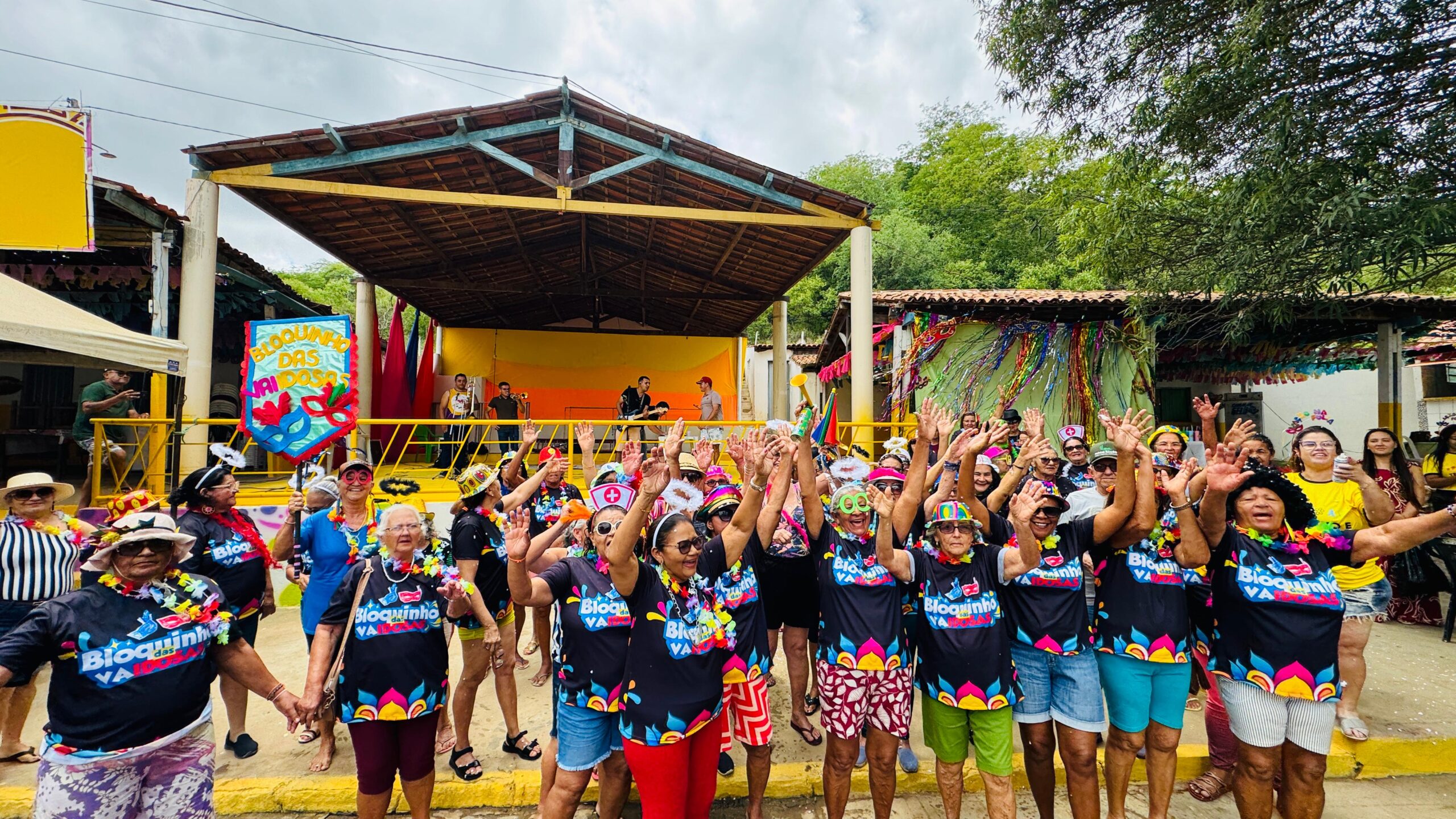 Camalaú abre maior carnaval da região com dia especial para os idosos