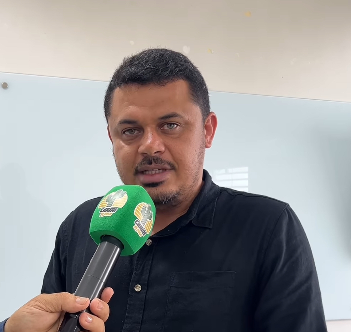 Prefeito de Caraúbas, Nerivan, repudia decisão do Governo Federal e se junta aos prefeitos do Cariri em defesa do Garantia Safra