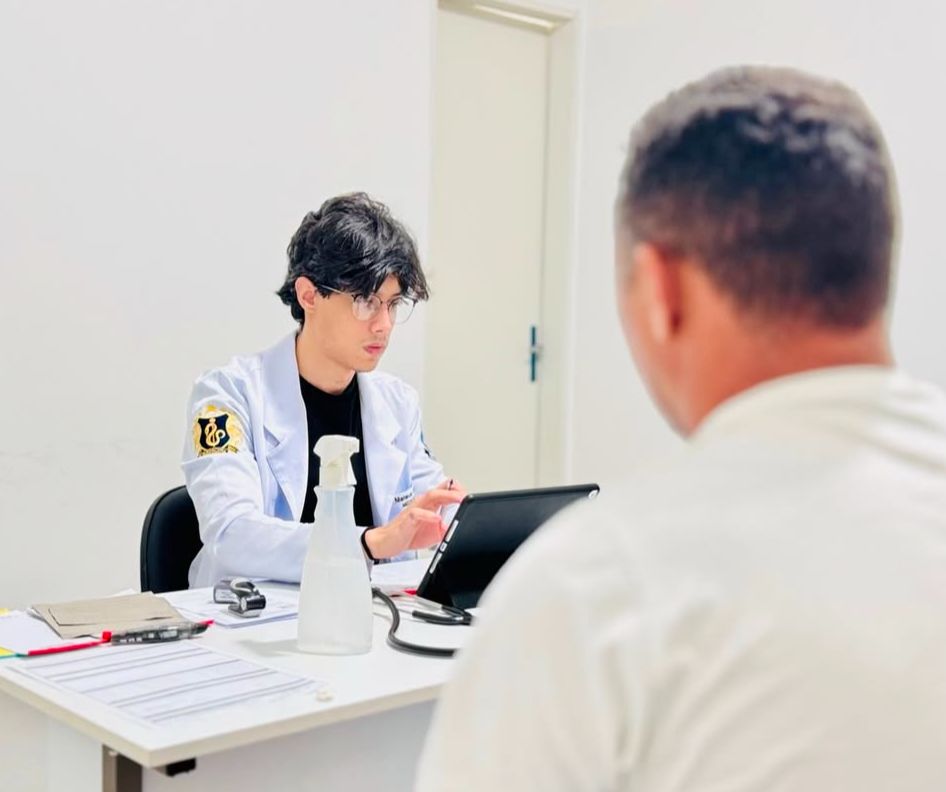 Prefeito Felício Queiroz cumpre promessa e anuncia que São José dos Cordeiros terá médico todos os dias da semana