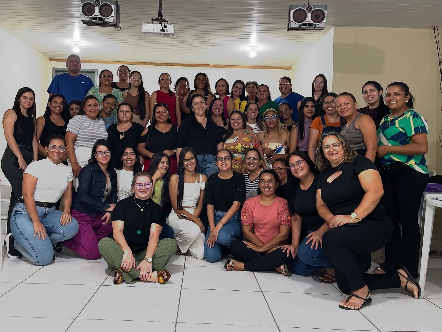 Prefeita Adalcy Freitas participa do encerramento do de forma presencial do curso de Cuidador Escolar em São Sebastião do Umbuzeiro