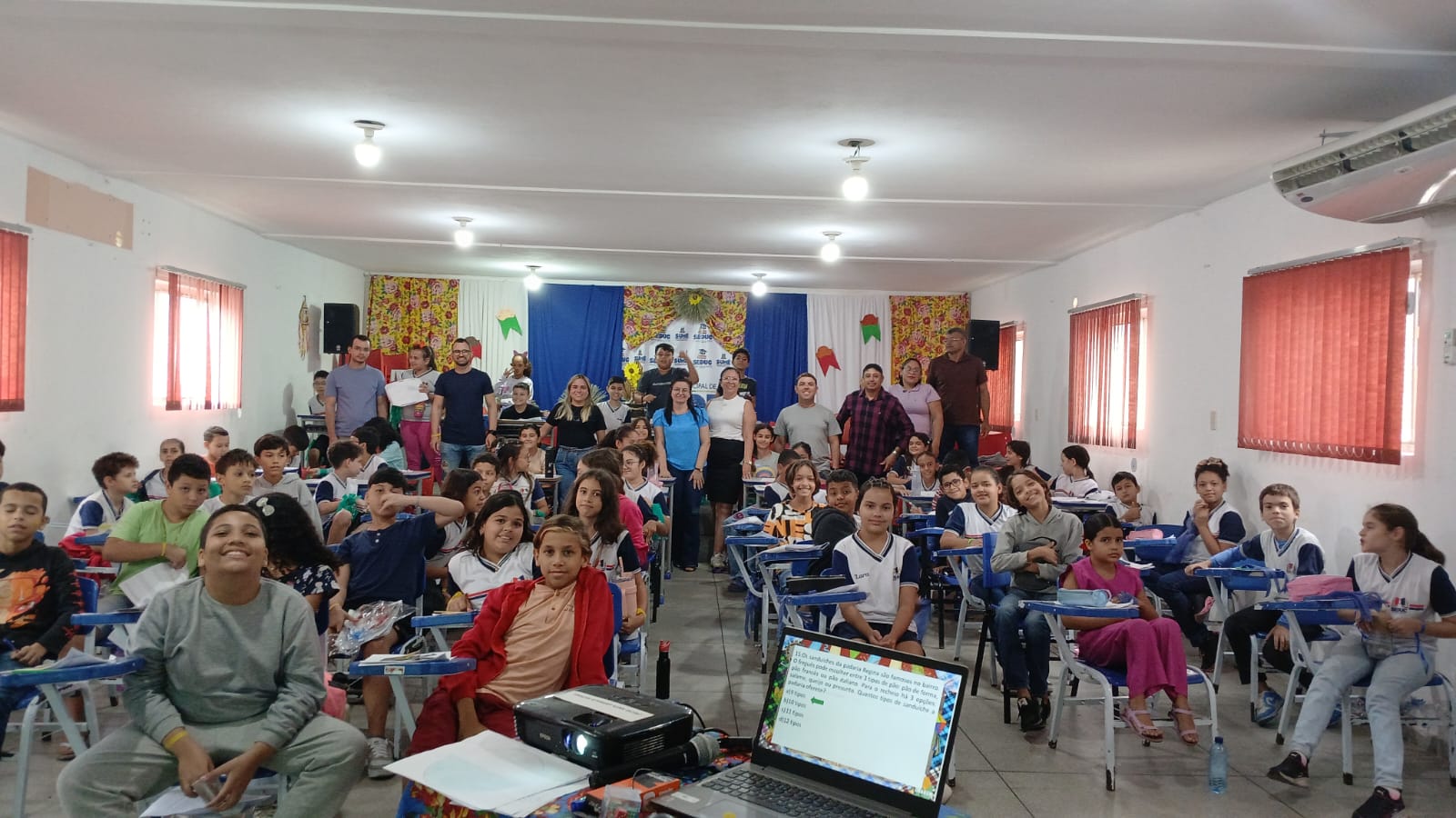 Seduc de Sumé realiza bizurada para alunos do 5º e 9º anos em preparação da prova Saeb