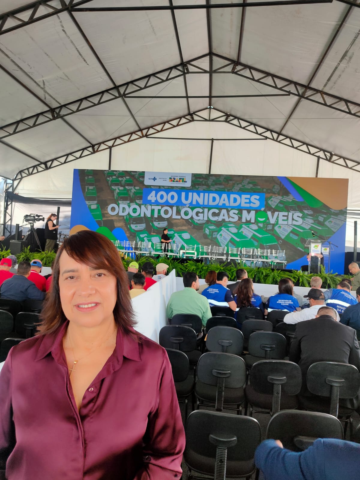 INFORME PUBLICITÁRIO: Sumé recebe Unidade Odontológica Móvel para ampliar atendimento em saúde bucal