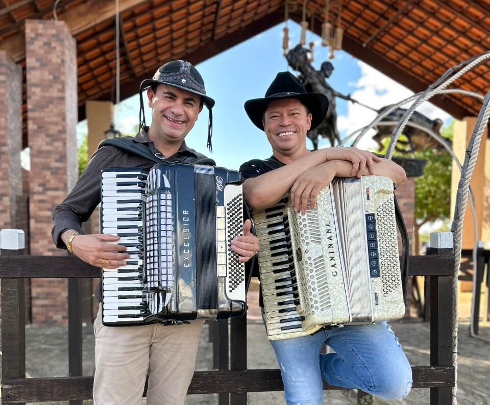 Kiel do Acordeon grava videoclipe com Caninana, prometendo ser o novo sucesso das Vaquejadas