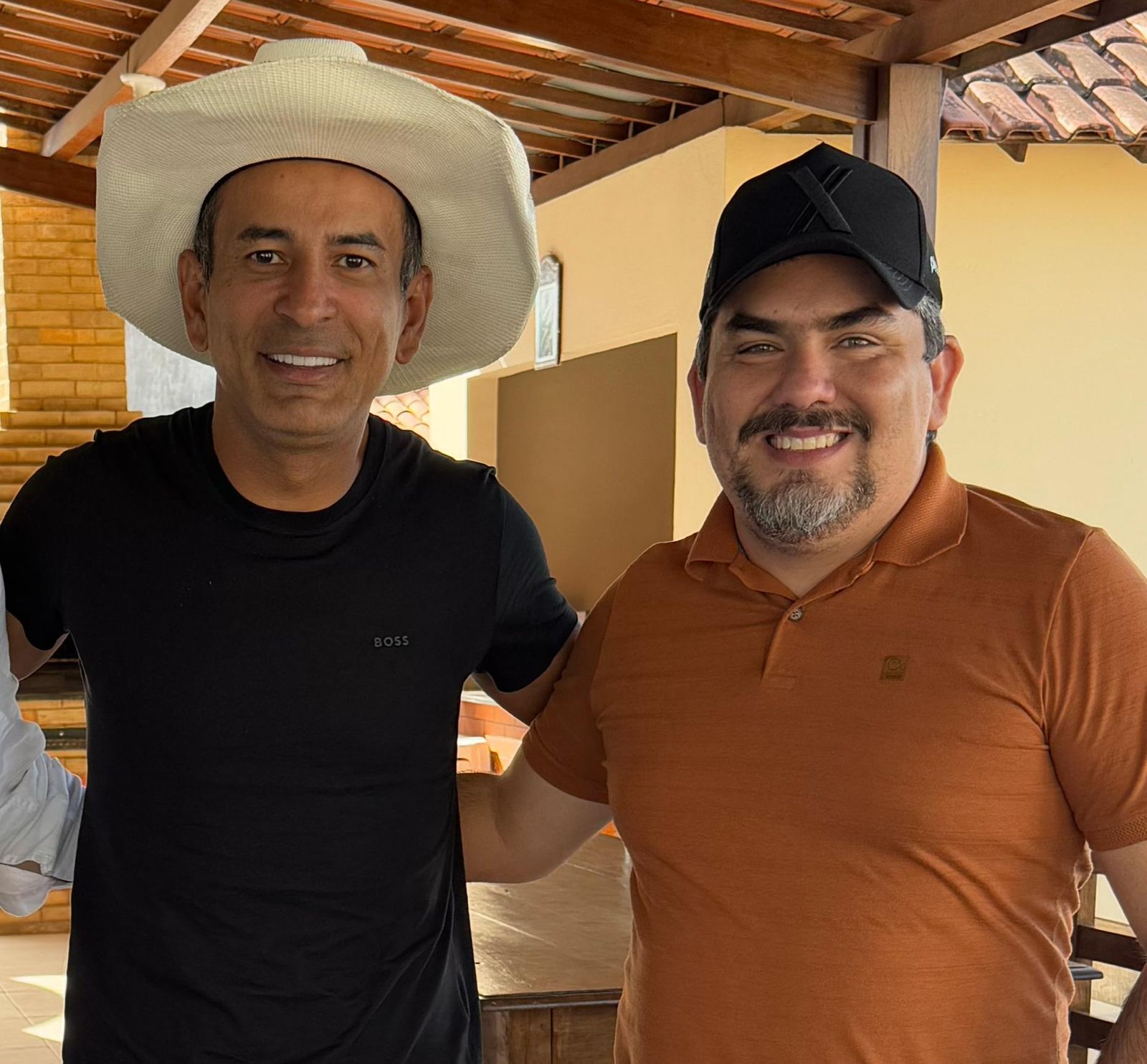 Entusiasta do projeto, Prefeito de Coxixola parabeniza empresário Ernildo Jr por anunciar usina de leite de cabra em pó no Cariri