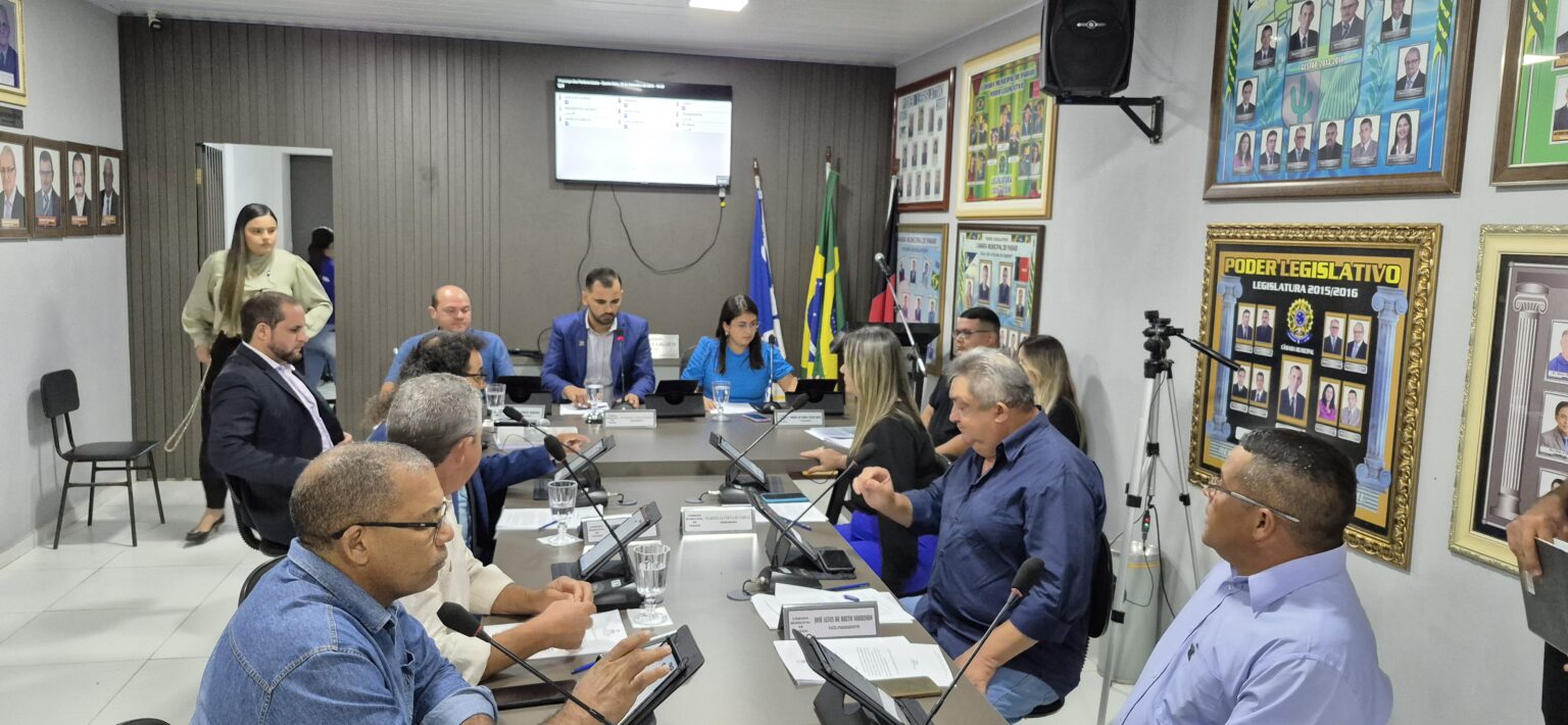 Câmara Municipal de Parari moderniza sistema de votações e realiza sessão com debates importantes
