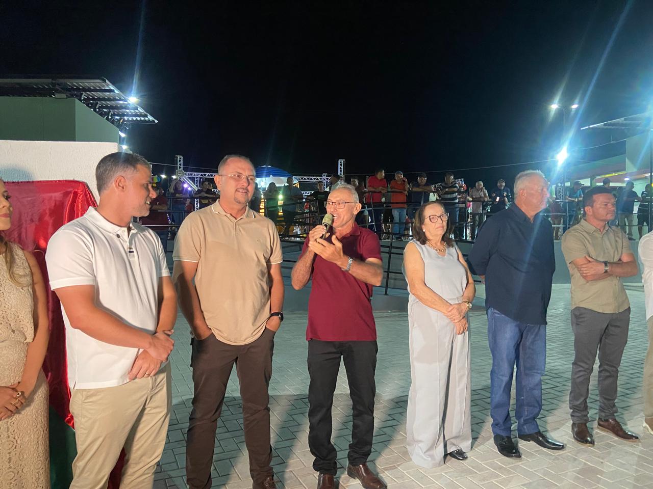 Vereadores prestigiam inauguração do Centro de Eventos e abertura do XV Festival do Mel em São José dos Cordeiros