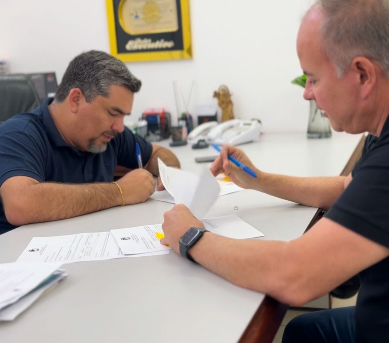 Prefeito Nelsinho assina ordem de serviço e Coxixola ganhará moderno Centro de Natação e Hidroginástica