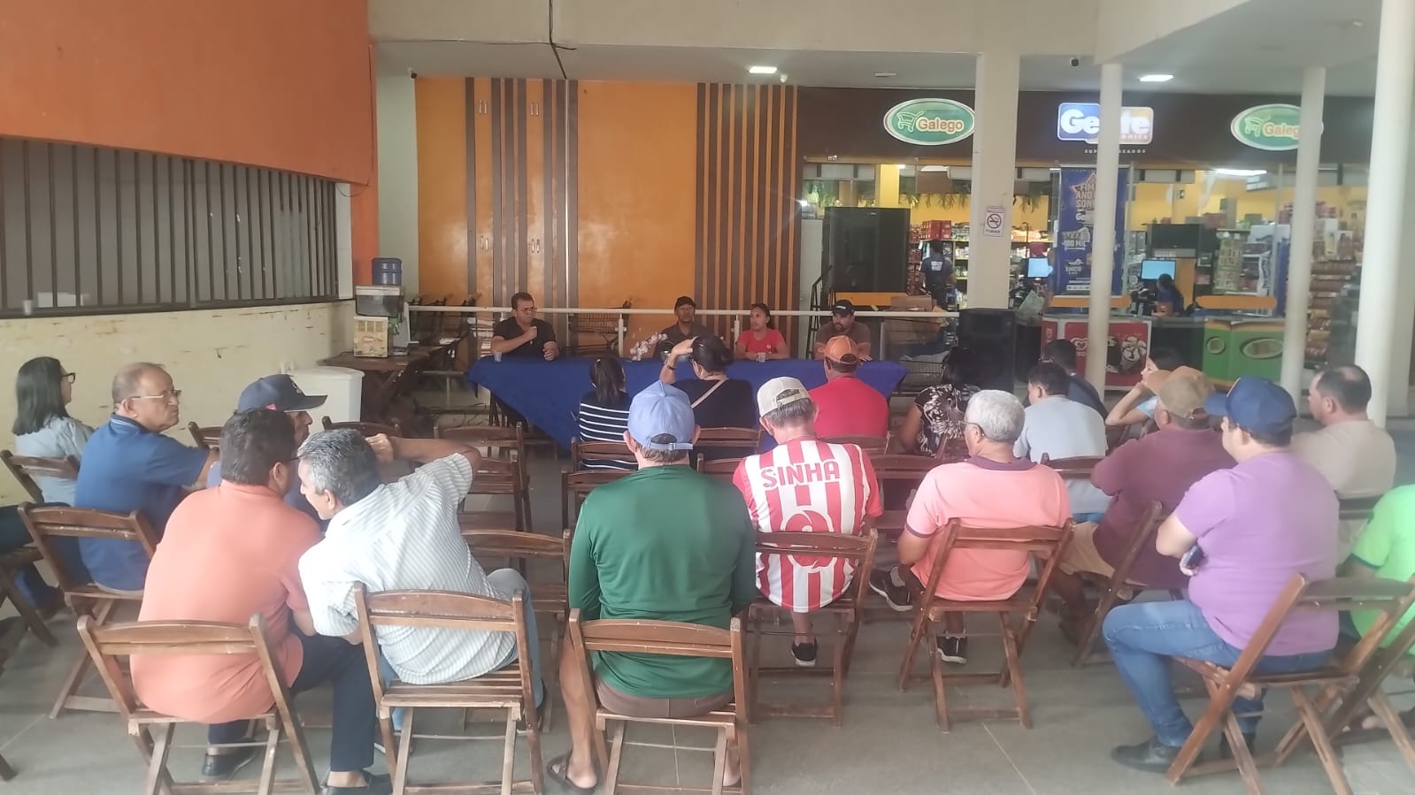 Reunião no Sumé Shopping fortalece parcerias entre Prefeitura e Associações Rurais