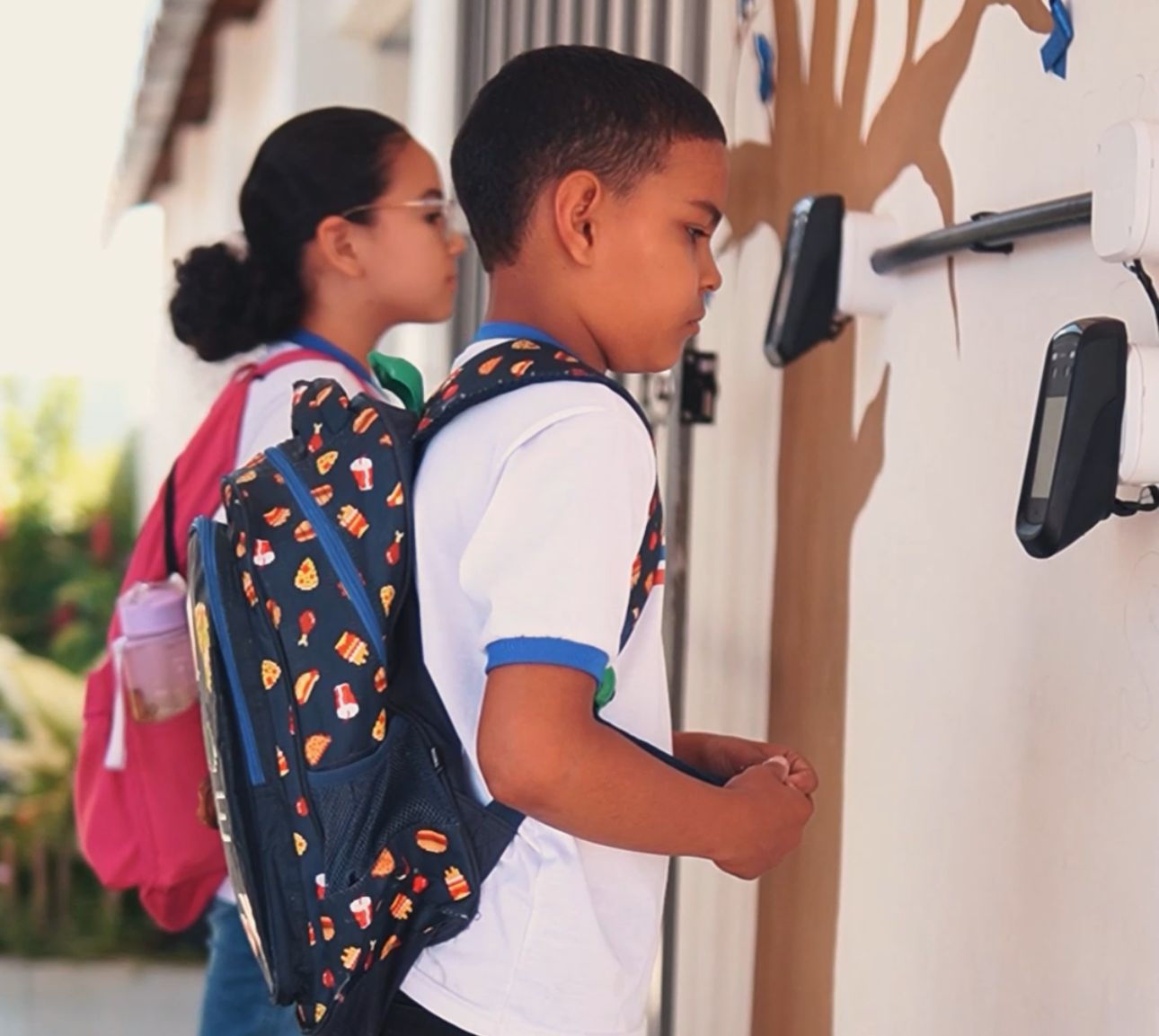 Prefeito Felício Queiroz anuncia sistema inovador de segurança e acompanhamento escolar em São José dos Cordeiros