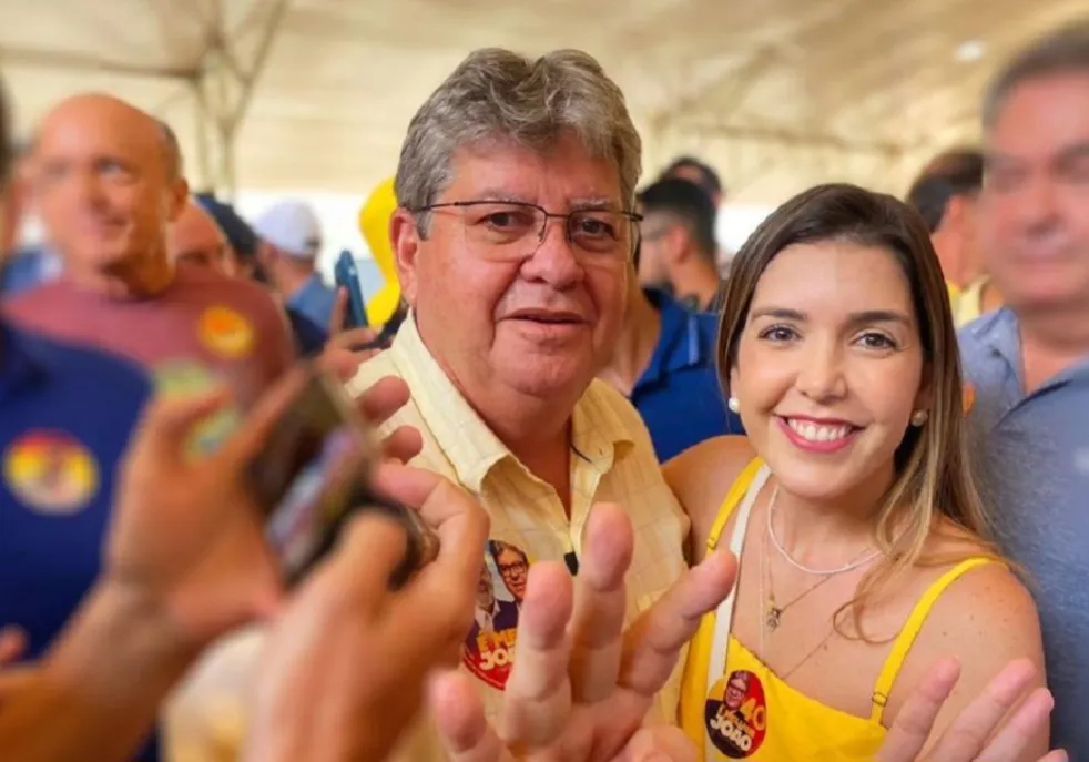 João Azevêdo nomeia ex-prefeita Anna Lorena para cargo com status de secretária no Governo da Paraíba