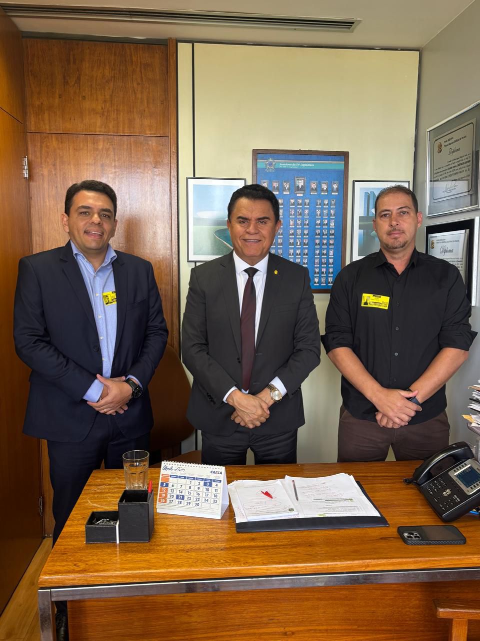 Prefeito Tarcío Gabriel garante recursos para construção de usina de leite em Amparo