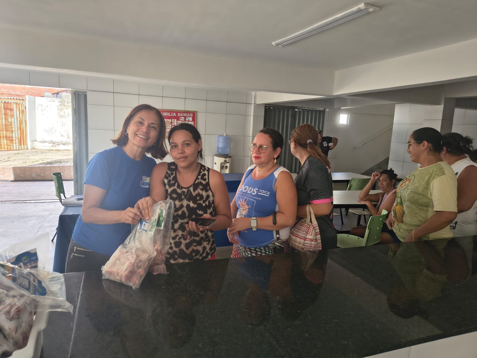 Assistência Social realiza mais uma entrega de carnes para famílias sumeenses